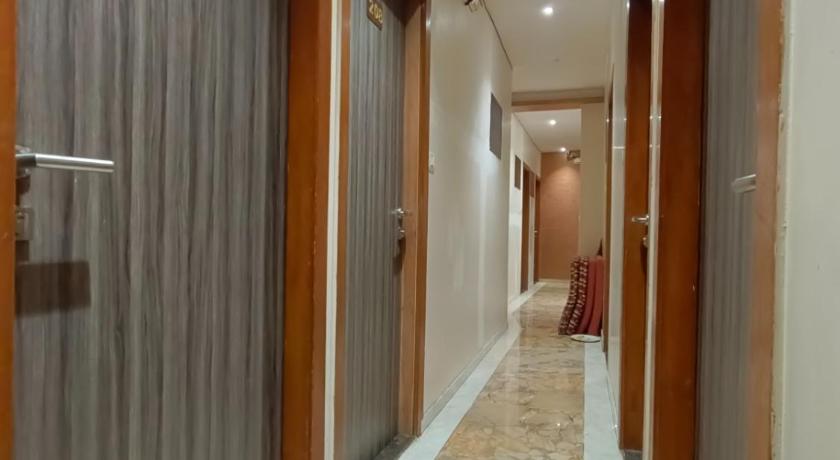 Hotel O Golden Arch – Bombay/ Mumbai, KY