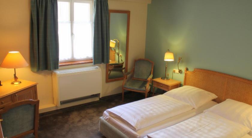 Hotel BurgGartenpalais photo
