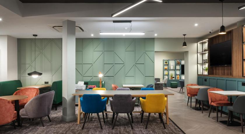 Holiday Inn Lincoln photo