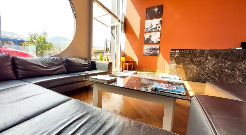 Hotel Arena Suites photo