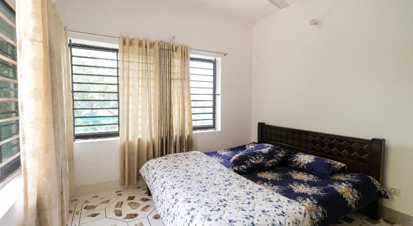 Beststay Uttara Full furnished apartment with AC Wifi photo