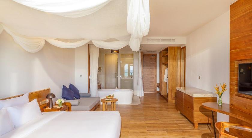 Image of Deluxe Garden View Double Room 11