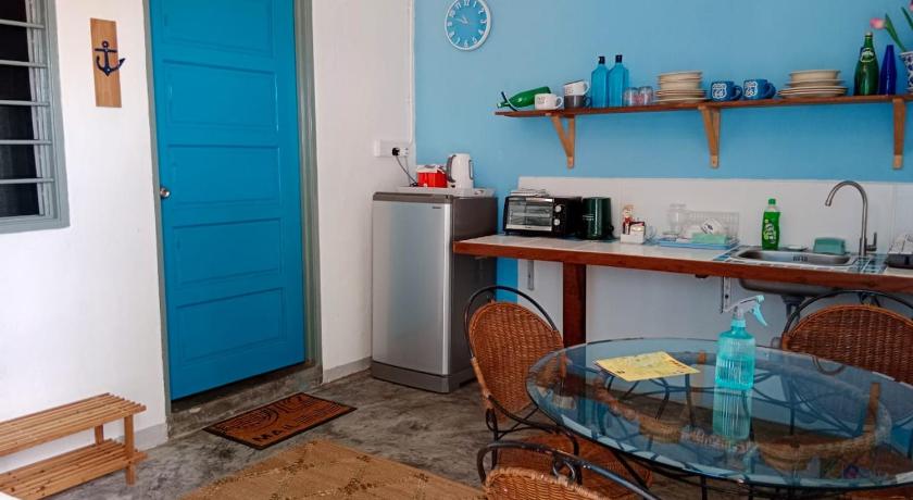 Image of Two-Bedroom Cottage 4