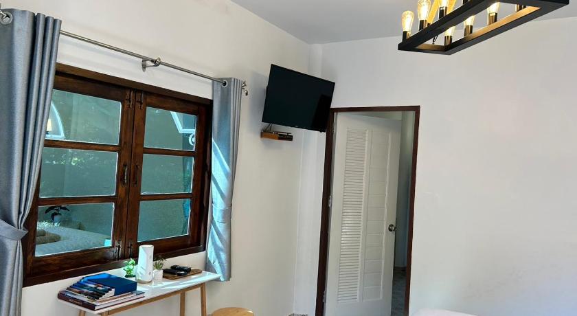 รูปของดีลักซ์ คิง วิวสระว่ายน้ำ (Deluxe Pool View King Room) 14