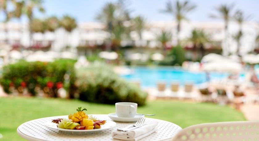 Image of Family Pool View 4