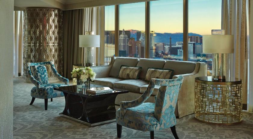 Image of Presidential Strip View Suite with King Bed 8