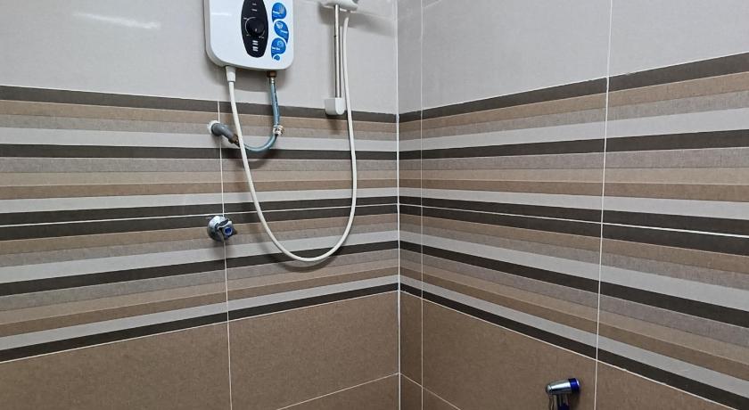 รูปของห้องมาตรฐานเตียงใหญ่ (Standard Double Room) 13