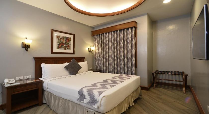 Image of Queen Room 3