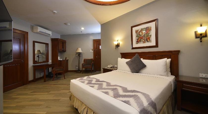 Image of Queen Room 0