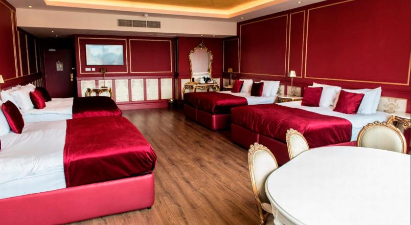 Image of Themed Room (Sleeping 8) 7