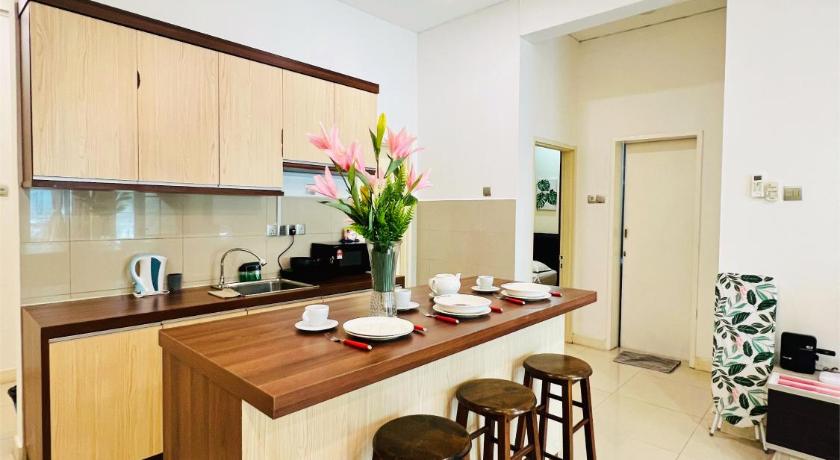 コタキナバル Maison life 2 小居屋 @The Loft Imago 4つ星 ゲストハウス プール