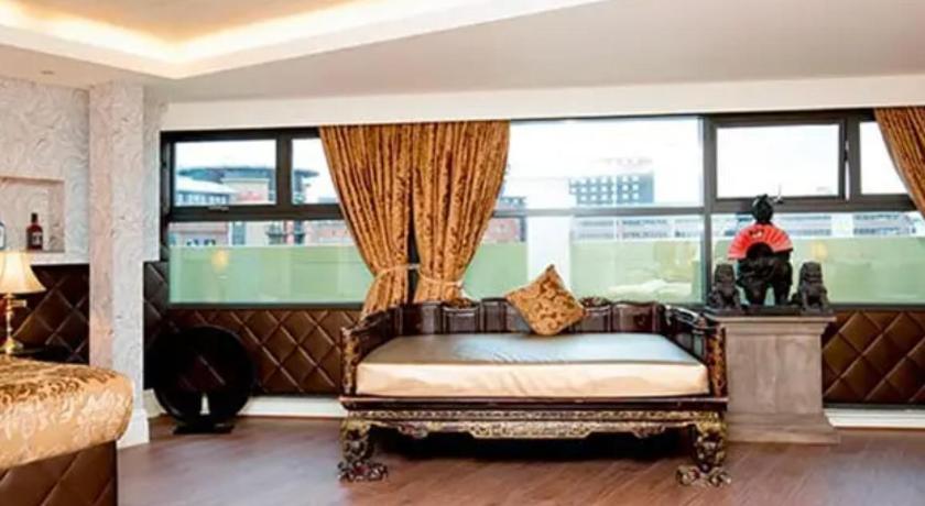 Image of Themed Room (Sleeping 7) 5