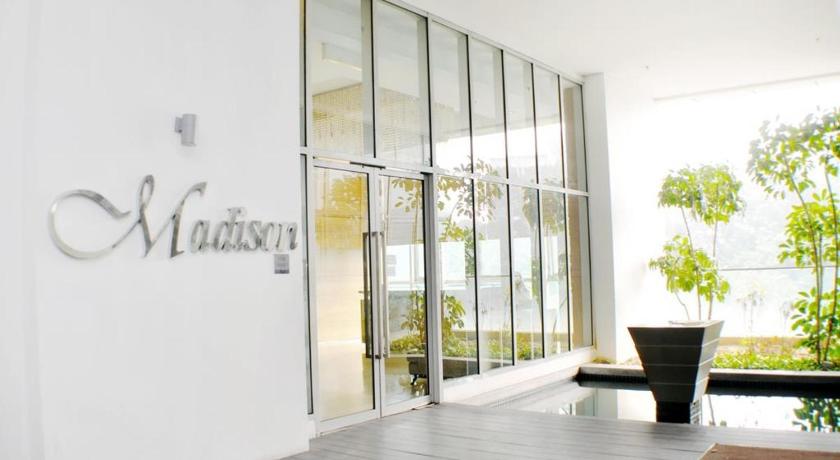 Maxhome@Regalia suite residence. KL photo
