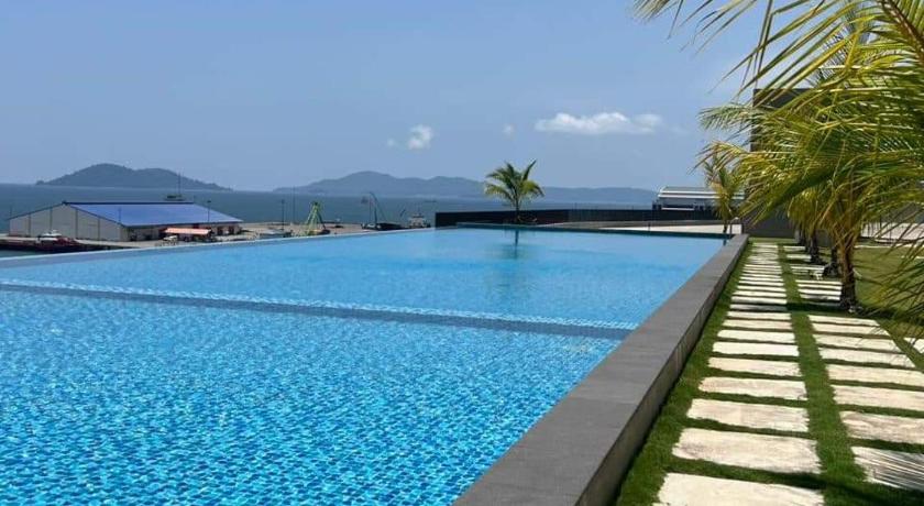 JESSELTON QUAY SEA VIEW photo