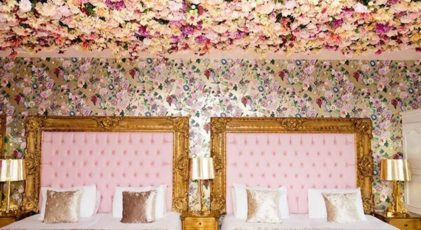 Image of Themed Room (Sleeping 6) 17
