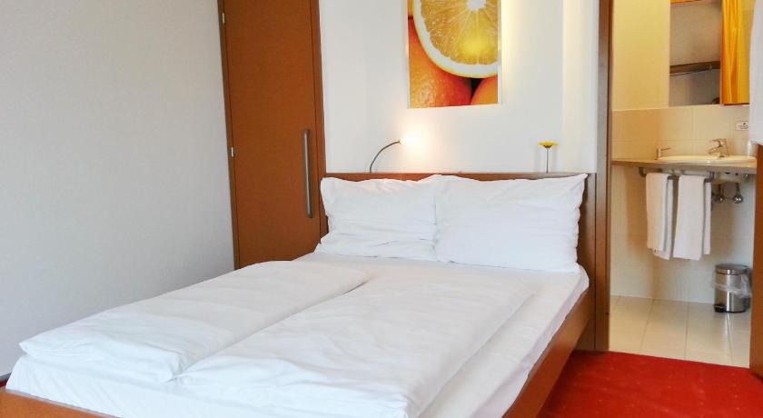 Standard szoba kétszemélyes ággyal (Standard Double Room) fotója 0