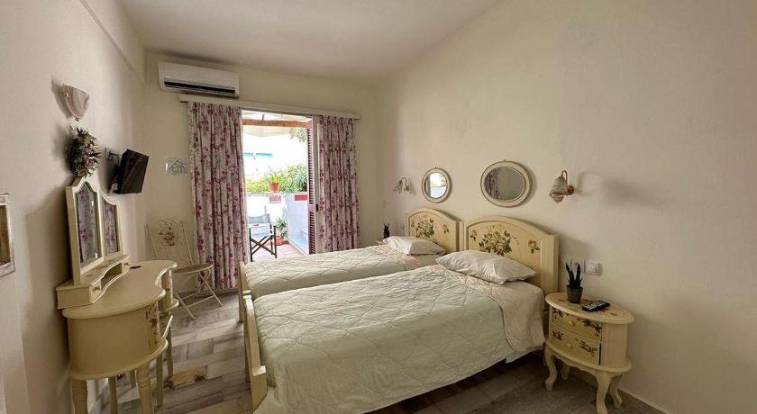 Naxos Philoxenia photo