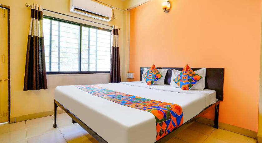 OYO Flagship 30324 Hotel Ravikiran photo