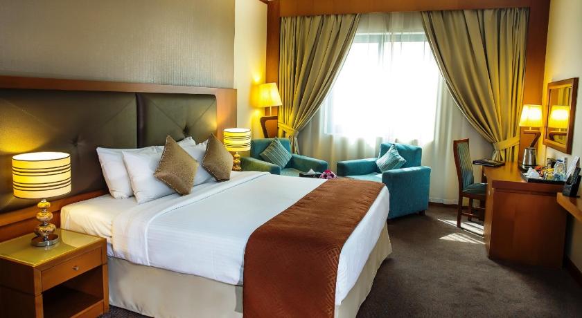 صورة غرفة عائلية (Family Room) 0