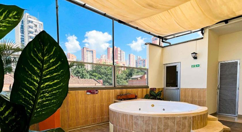 Hotel Florencia Plaza — Hotel in Medellín