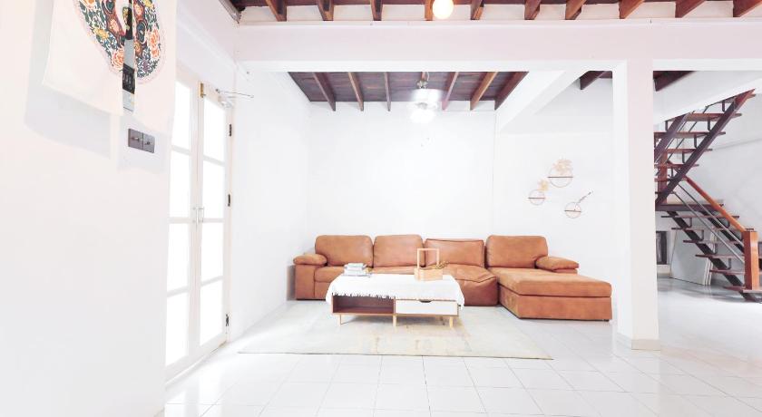 Ratchada Retreat Boutique Villa 1 photo