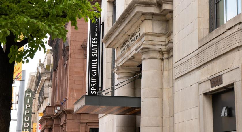 SpringHill Suites by Marriott Baltimore Downtown Convention Center Area photo