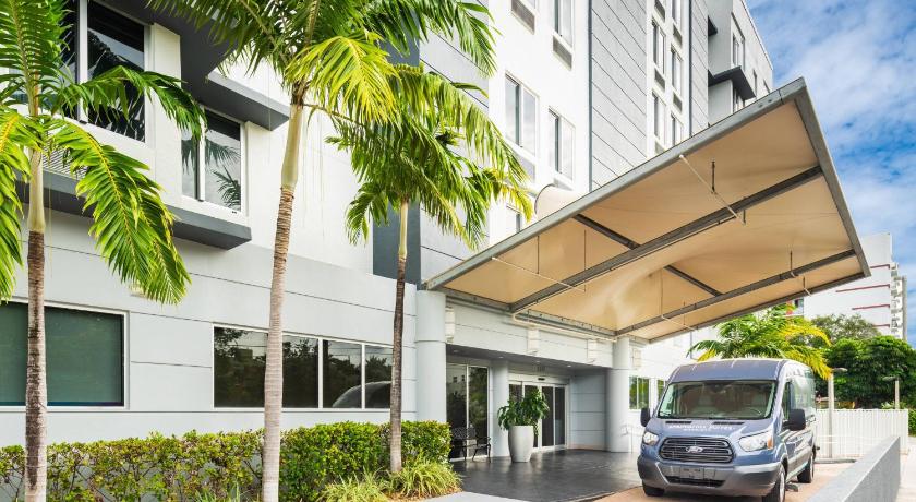 SpringHill Suites Miami Downtown/Medical Center photo