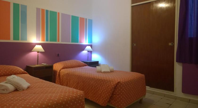 Imagem de Quarto Standard com 2 Camas de Solteiro (Standard Twin Room) 0