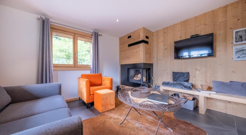 Image of Deluxe Two-Bedroom Apartment with Garden View 7