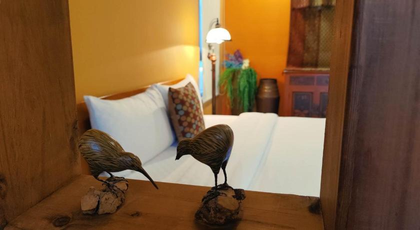 Image of King Room with Balcony 4