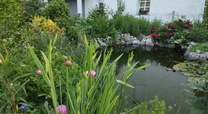 Rudersdorf Haus Maria 3-Star Guesthouse pool