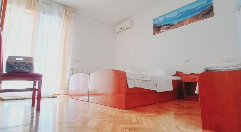 Image of Triple Room with Balcony 5