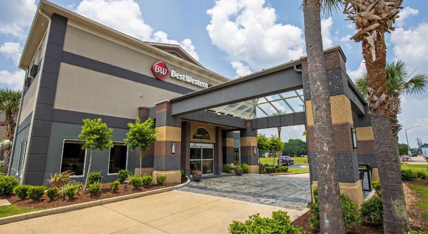 Best Western Plus Vermilion River Inn & Suites photo