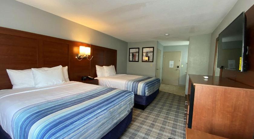 AmericInn by Wyndham Williamsburg photo