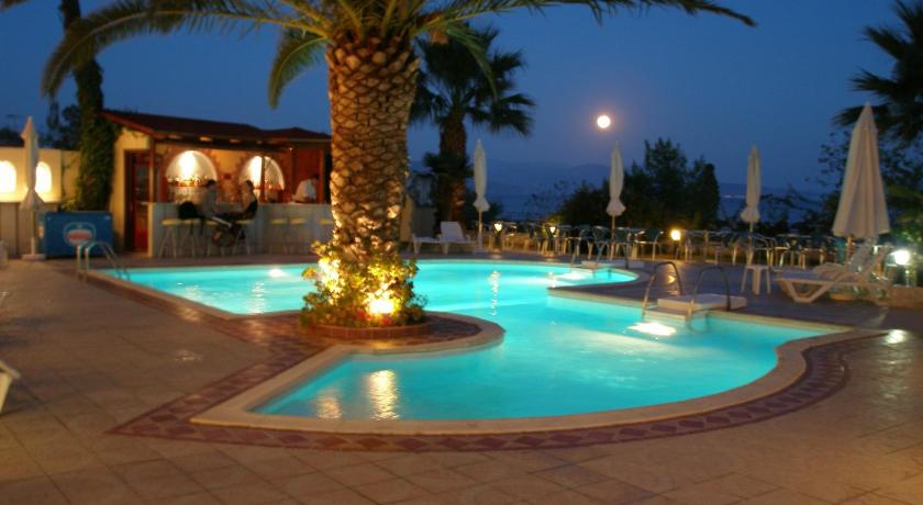 Tolon Holidays Hotel photo