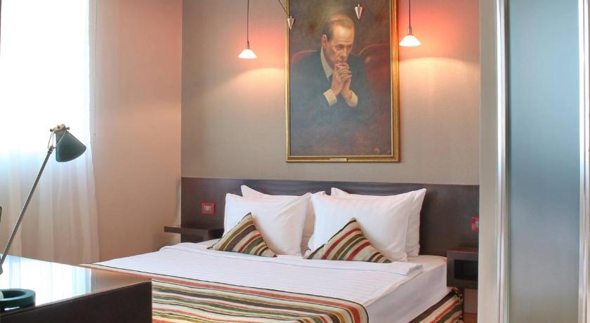 Design Hotel Mr. President Garni photo