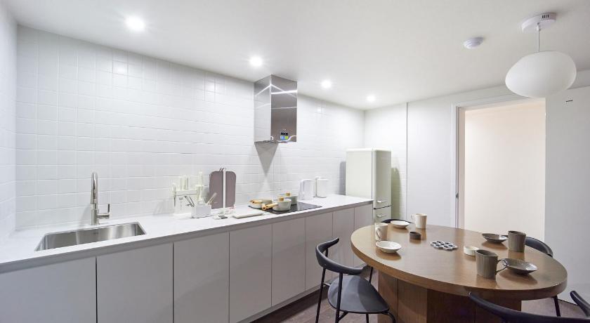 Anook Hotel Busan Nampo - image 2