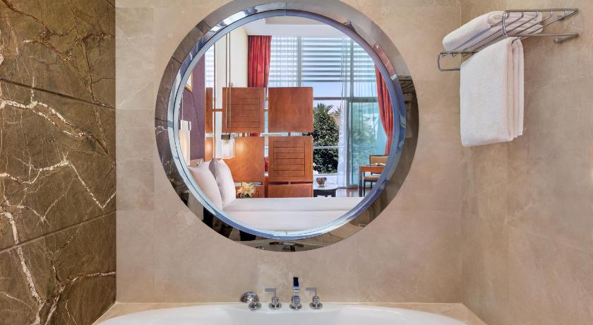 Image of Gulf Junior Suite 2