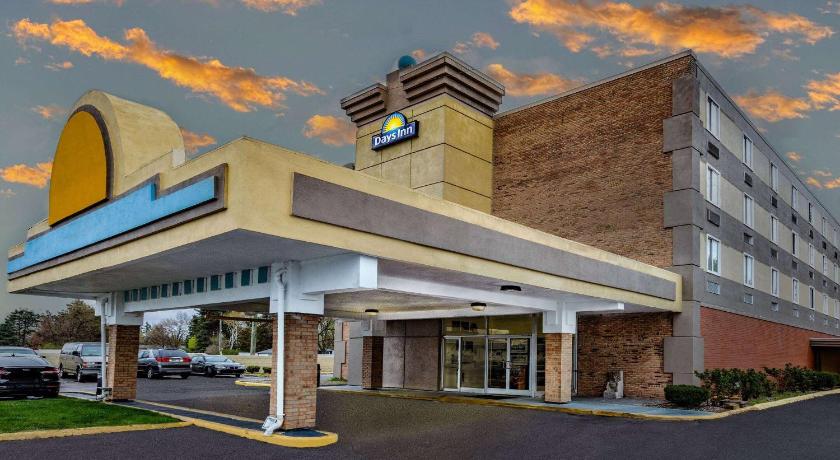 Days Inn by Wyndham Livonia/Canton/Detroit photo