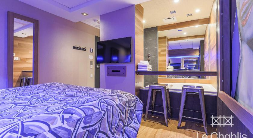 Image of Deluxe Suite 17