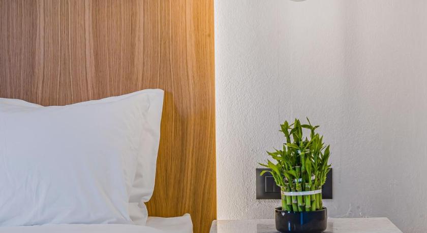 Image of Superior Apartment (3 Adults) 15