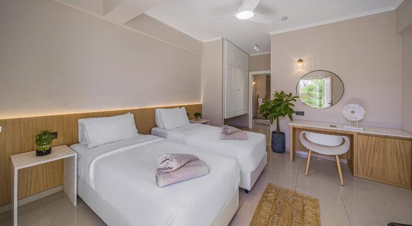 Image of Superior Apartment (3 Adults) 3