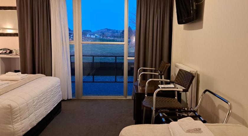 Image of Deluxe Room 3