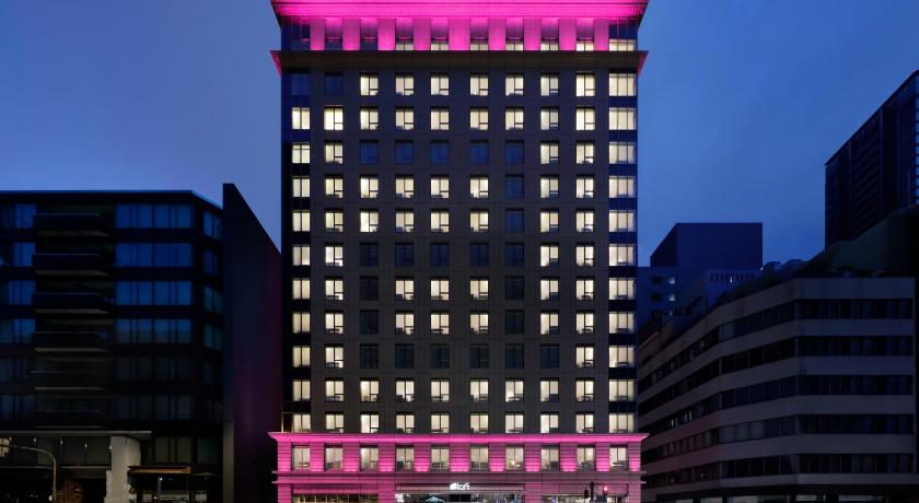 大阪 Aloft Osaka Dojima 4つ星 ホテル ロビー