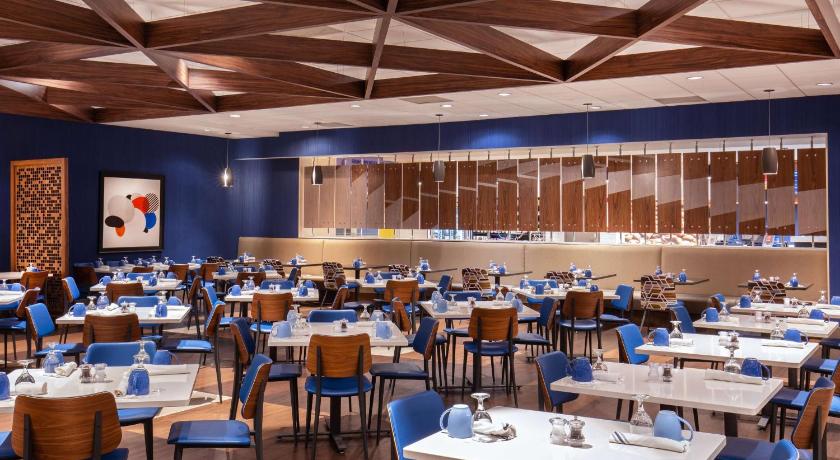 Atlanta Courtland Grand Hotel, Trademark Collection by Wyndham 4-Star Hotel view