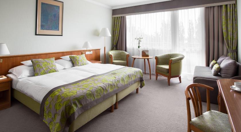 Image of Superior Room 1
