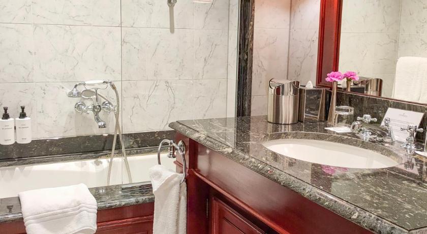 Image of 1 Bedroom Suite 5