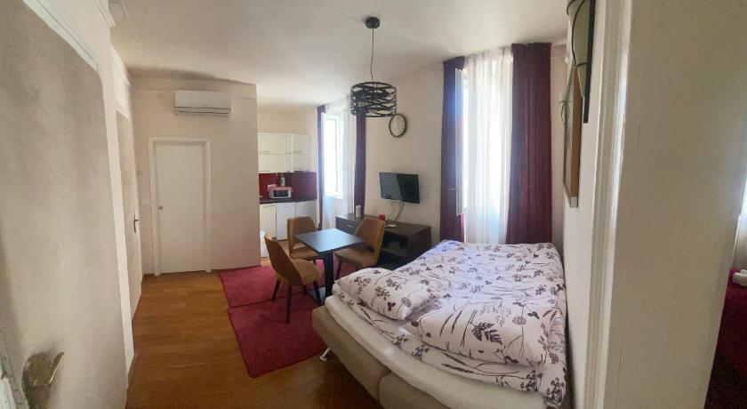 Old Town Borgo Luxury apartment photo