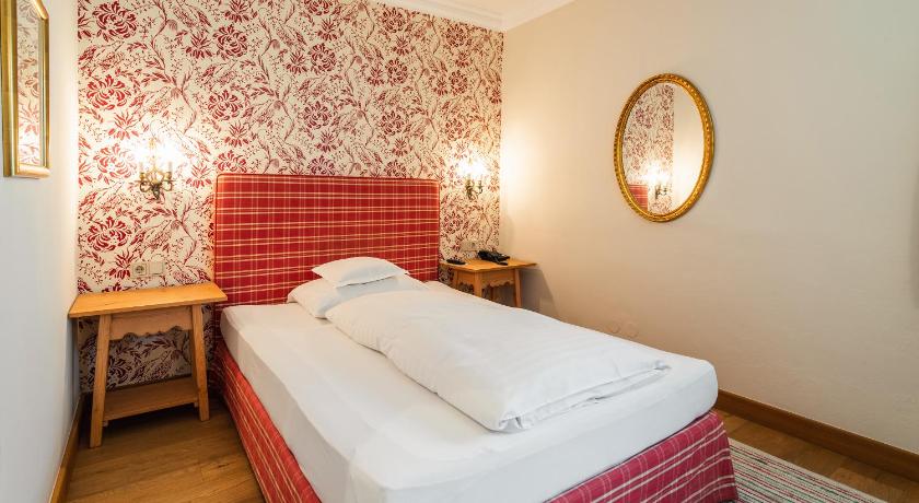 Hotel Gasthof Brandstatter photo