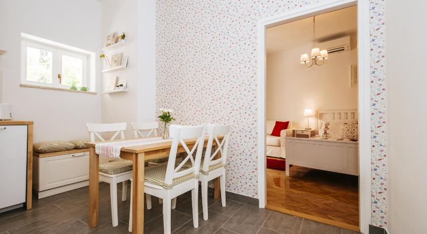 Apartments Jadera — Hotel in Zadar